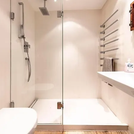 Au Reduit By Interhome Apartamento São Moritz